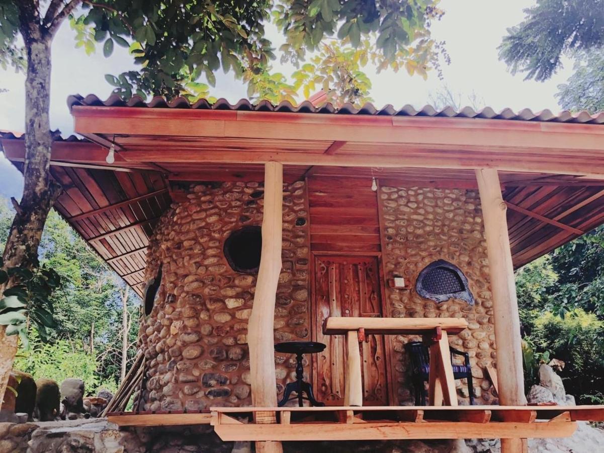 ลีลา โฮมสเตย์ Leela Homestay Chang Klang District エクステリア 写真